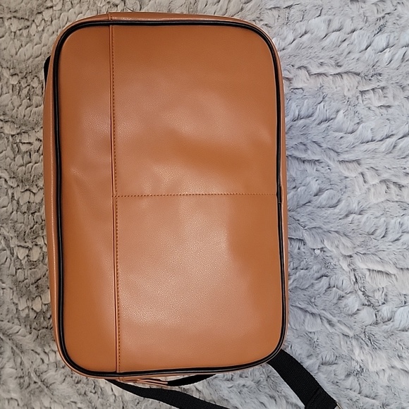 wild fable Handbags - Travel/Messenger Bag